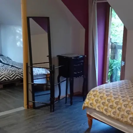 Maison Canal De Nantes A Brest 度假居